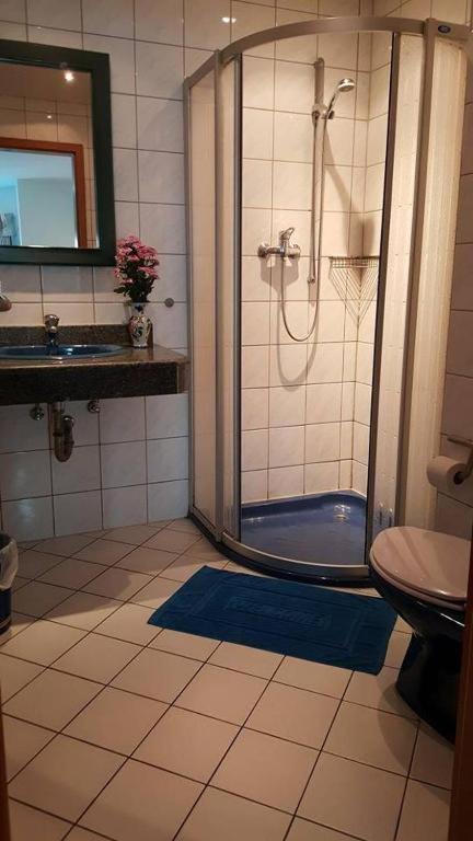 Pension Zum Ross Karon Exteriér fotografie